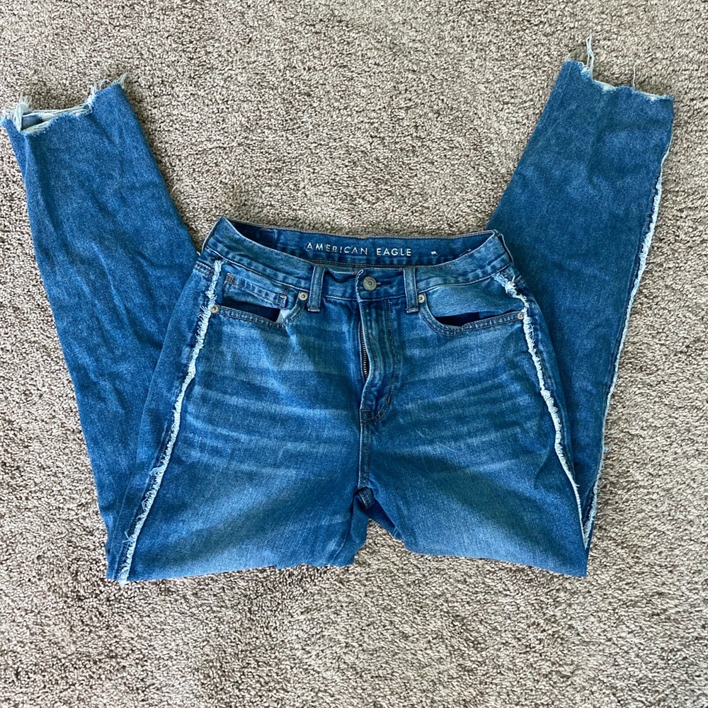 Women’s size 2 American eagle jeans